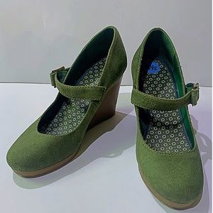 Tommy Hilfiger Shoes Vintage Green MaryJane Suede Wedge Heels Size 6.5M